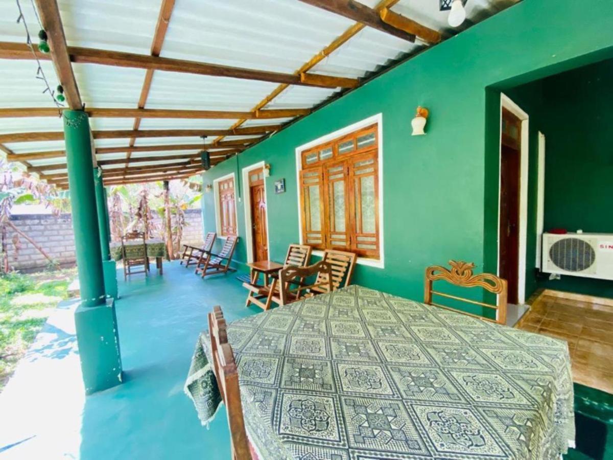 Rock Lake Home Stay Sigiriya Exterior photo