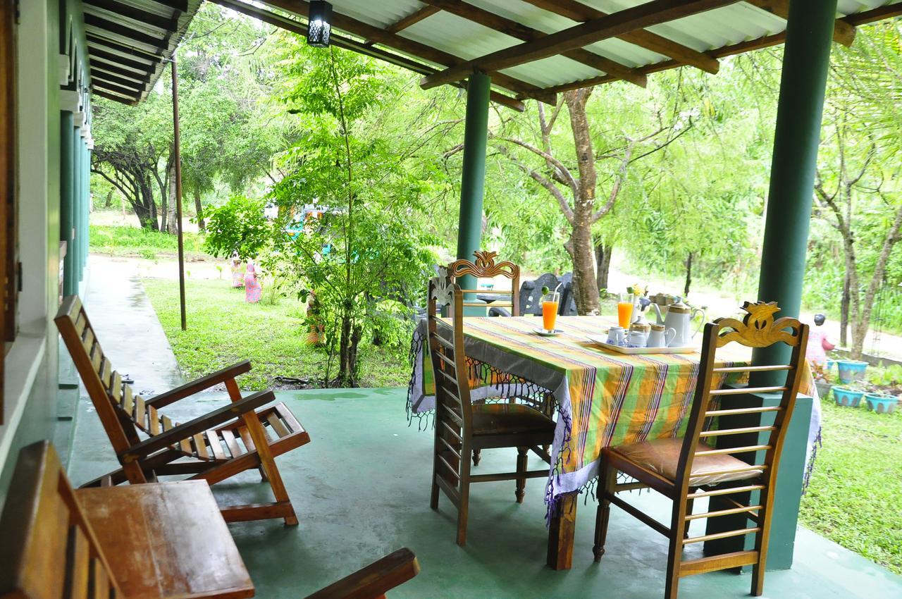 Rock Lake Home Stay Sigiriya Exterior photo